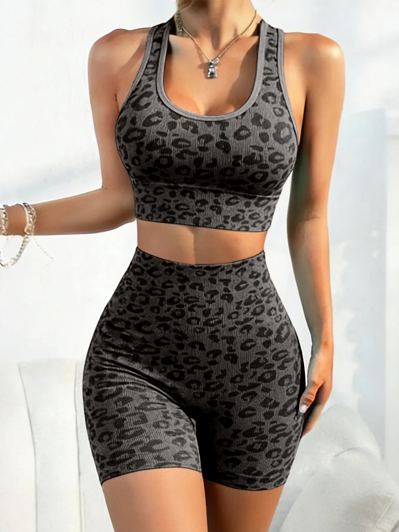 Women's Solid Color Yoga Set with Sports Bra and Tank Top - Butt Lifting Design, Short Sleeve, Ideal for Gym and Daily Wear, Casual Workout Attire, Summer Fitness Outfit, Athleisure Apparel